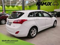 käytetty Hyundai i30 1,6 GDI 6AT Comfort Business / Suomi-Auto / Cruise / Lohko + sisäp. / 2 x renkaat / Käsiraha alk. 0€