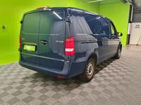 Käytetty Mercedes Vito 102 HP (75 kW) 2021 Sininen Van