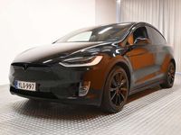 käytetty Tesla Model X Performance Dual Motor ** FSD / 7-paikkainen / Vetokoukku / Ilma-alusta / Suomi-auto / Tulossa! **
