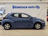 Käytetty Toyota Yaris Hybrid Active 116 HP (85 kW) 2021 Sininen Viistoperä