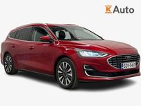 Käytetty Ford Focus Titanium 125 HP (91 kW) 2022 Punainen Farmari