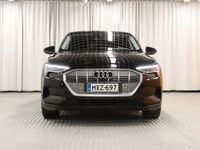 käytetty Audi e-tron 55 quattro ** Tulossa! / 1.om / Suomi-Auto / Vetokoukku / Ilma-alusta **