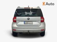 Käytetty Skoda Yeti 110 HP (80 kW) 2016 Harmaa Katumaasturi