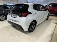 käytetty Toyota Yaris Hybrid 1,3 VVT-i Linea Sol 5ov aut. - Kats. 12/2021, huoltokirja, 86hv, jakopää ketjulla, automaattivaihde