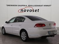 Käytetty VW Passat Comfortline 160 HP (117 kW) 2012 Valkoinen Sedan