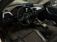 Käytetty BMW 330e M Sport 252 HP (185 kW) 2016 Hopea / harmaa Sedan