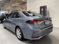 käytetty Toyota Corolla Sedan 1,8 Hybrid Active ** Lämpöpaketti ** Korko 1,99% +kulut **