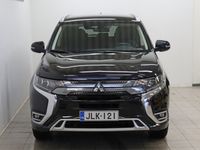 käytetty Mitsubishi Outlander P-HEV Intense 4WD 5P - Tehdastakuu.Kamera.Tutkat