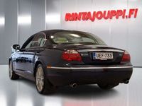 käytetty Jaguar S-Type 2,7D V6 Business Exclusive Aut - 3kk lyhennysvapaa - Suomiauto, Vähän ajettu,Hyvä huoltohistoria, nahat, autoilmastointi,Vakkari,Lämmitettävä tuulilasi ym. Tästä hienokuntoinen ja kohtuu vähän ajettu