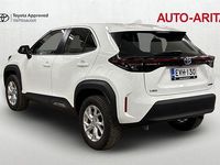 Käytetty Toyota Yaris Cross Active 116 HP (85 kW) 2024 Valkoinen Katumaasturi