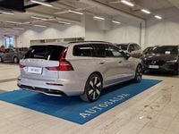 Käytetty Volvo V60 Performance 310 HP (228 kW) 2025 Farmari
