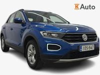 Käytetty VW T-Roc Style 150 HP (110 kW) 2020 Sininen Katumaasturi
