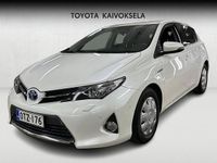 Käytetty Toyota Auris Hybrid Comfort 99 HP (72 kW) 2013 Valkoinen Viistoperä