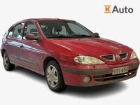 Käytetty Renault Mégane Authentique 95 HP (69 kW) 2001 Punainen Coupe - kaksiovinen