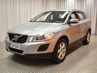 käytetty Volvo XC60 D3 DRIVe Summum ** Juuri tullut / 1-Om Suomi-auto / Webasto / Nahat / P.tutka **