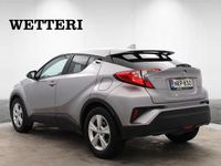 Käytetty Toyota C-HR Active 116 HP (85 kW) 2017 Hopea Katumaasturi