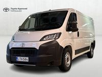 Uusi Toyota Proace 138 HP (101 kW) 2025 Valkoinen Tila-auto