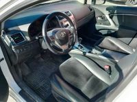 käytetty Toyota Avensis 1,8 Valvematic Active Wagon Multidrive S - Vetokoukku, Peruutuskamera, Navigointi, Automaatti ilmastointi
