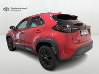 Käytetty Toyota Yaris Cross 116 HP (85 kW) 2024 Punainen Katumaasturi