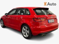 Käytetty Audi A3 Sportback Business 184 HP (135 kW) 2014 Punainen Viistoperä