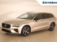 Käytetty Volvo V60 Plus 222 HP (163 kW) 2022 Ruskea Farmari