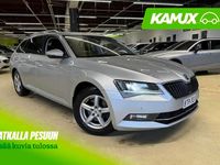 Käytetty Skoda Superb Elegance 150 HP (110 kW) 2017 Hopea / harmaa Farmari