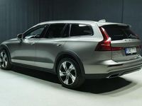 Käytetty Volvo V60 CC Business Edition 190 HP (139 kW) 2019 Harmaa Farmari