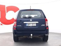 käytetty Suzuki Grand Vitara 2,4 VVT 4WD 5D 5MT - LEDBAR / LOHKO+SISÄPISTOKE / SUOMIAUTO / VAKIONOPEUDENSÄÄDIN