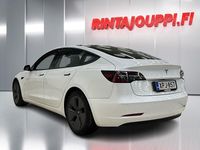 Käytetty Tesla Model 3 Standard Range Plus 239 kW (325 HP) 2021 Valkoinen Sedan