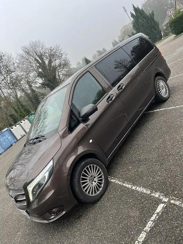 Brun Occasion 2018 Mercedes Vito Van | 14 900 € - Image 1/4