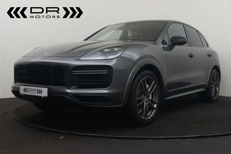 Noir Utilisé 2019 Porsche Cayenne Turbo SUV | 66 995 € - Image 1/4