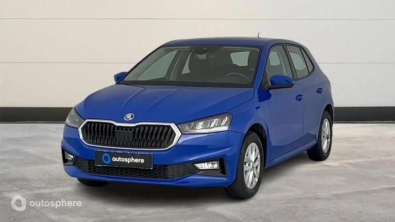 Bleu Occasion 2022 Skoda Fabia Ambition Berline | 14 990 € (Prix juste) - Image 1/4