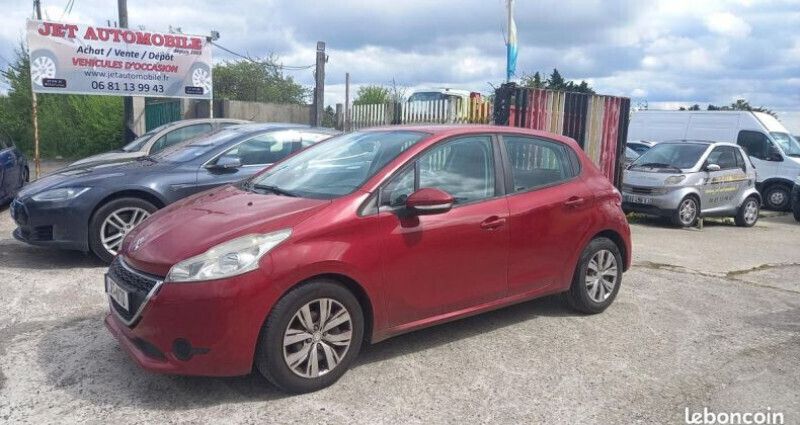 Utilisé 2012 Peugeot 208 Style Citadine | 6 500 € (Prix juste) - Image 1/4