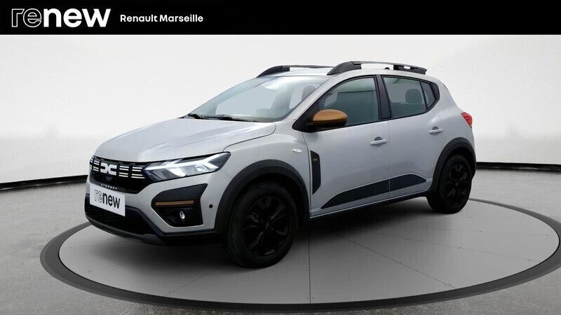 Gris Utilisé 2024 Dacia Sandero Extreme Citadine | 17 390 € (Prix juste) - Image 1/4