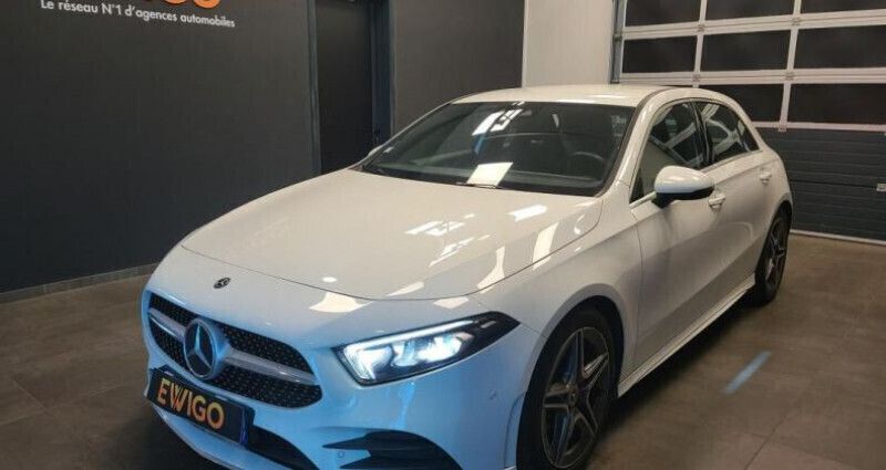 Blanc Utilisé 2019 Mercedes A180 AMG line Berline | 23 990 € (Prix assez cher) - Image 1/4