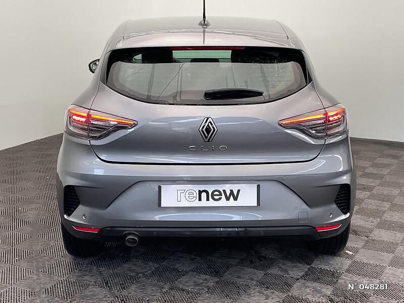 Occasion Renault Clio V Evolution 100 ch (73 kW) 2024 Gris Citadine