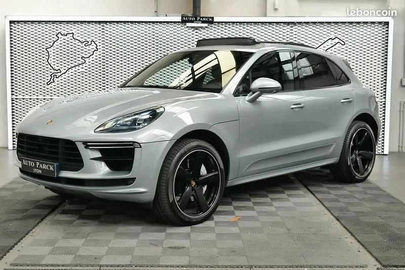 Gris Utilisé 2019 Porsche Macan Turbo SUV | 64 950 € (Super prix) - Image 1/4