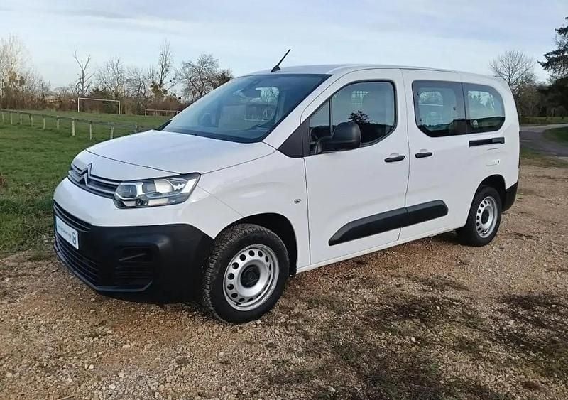 Blanc Occasion 2021 Citroën Berlingo Monospace | 12 990 € (Super prix) - Image 1/4