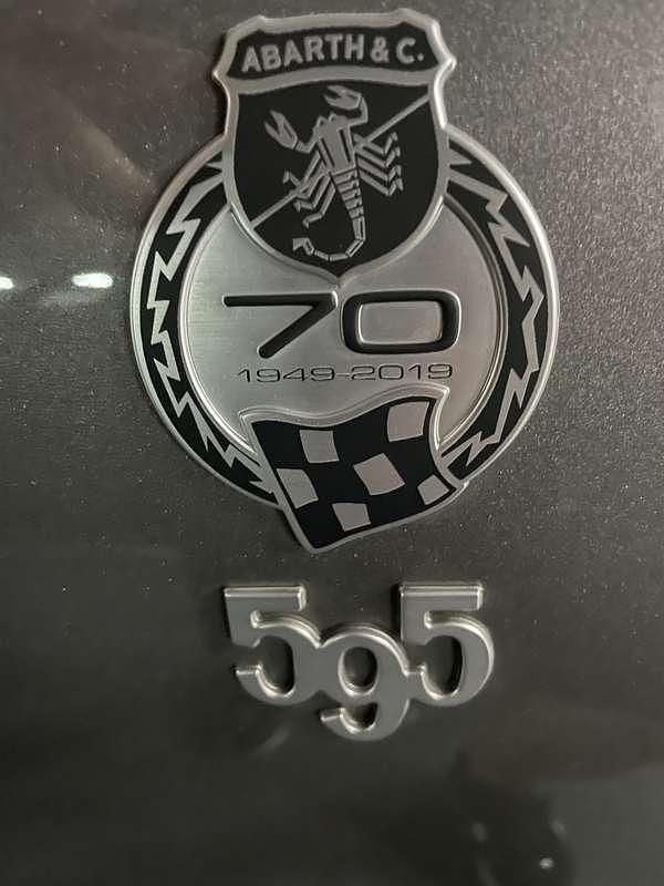 Image 4/4