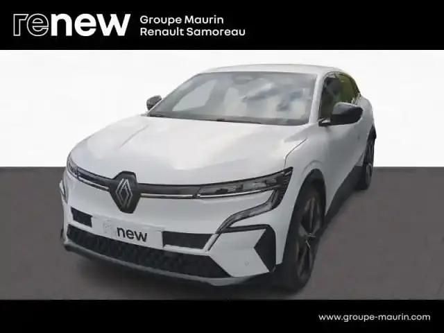 Blanc Utilisé 2022 Renault Mégane Techno Berline | 22 200 € (Bon prix) - Image 1/4