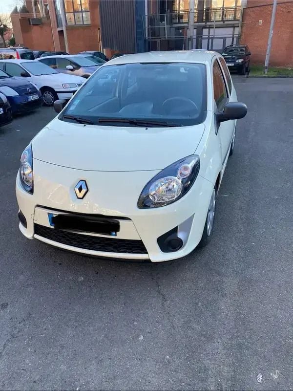 Blanc Utilisé 2011 Renault Twingo Initiale Citadine | 4 700 € (Bon prix) - Image 1/4