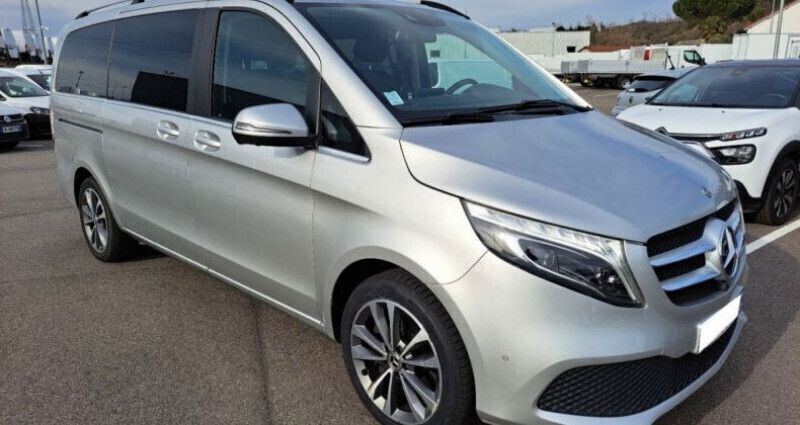 Gris Utilisé 2019 Mercedes V250 Avantgarde Monospace | 56 990 € - Image 1/4