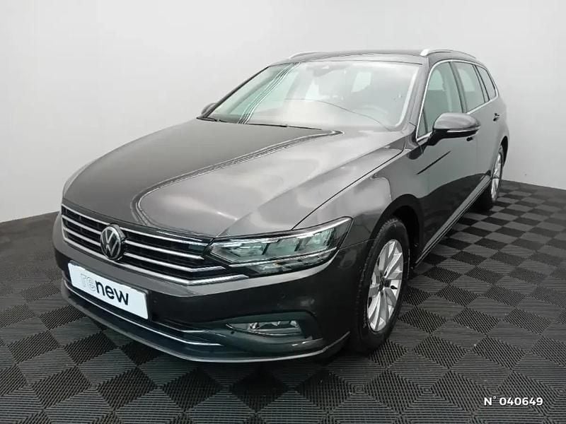 Gris Occasion 2022 VW Passat Business Break | 25 990 € (Bon prix) - Image 1/4