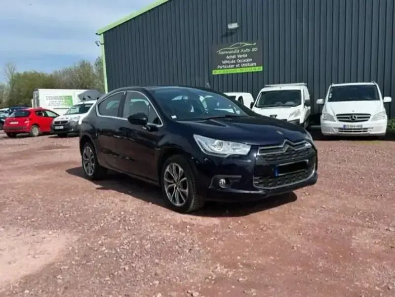 Utilisé 2015 DS Automobiles DS4 Berline | 9 990 € - Image 1/4
