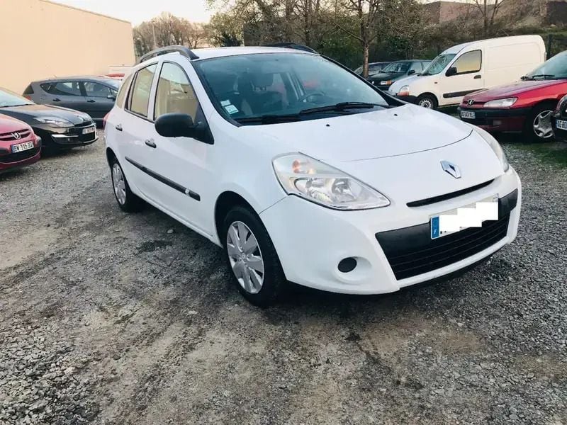 Occasion Renault Clio GrandTour Dynamique 86 ch (63 kW) 2010 Blanc Break