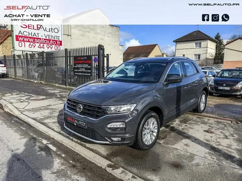 Gris Occasion 2019 VW T-Roc LOUNGE SUV | 15 900 € (Bon prix) - Image 1/4