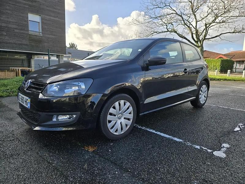 Noir Occasion 2012 VW Polo Trendline Berline | 6 490 € (Prix juste) - Image 1/4