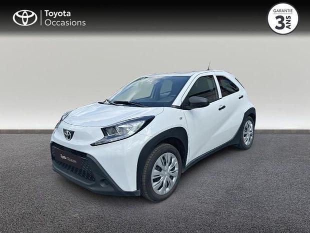 Blanc Utilisé 2023 Toyota Aygo Business Edition Citadine | 13 860 € (Prix juste) - Image 1/4