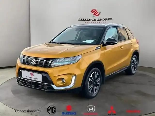 So'color solar yellow pearl/black métal Occasion 2022 Suzuki Vitara Style SUV | 18 590 € (Prix juste) - Image 1/4