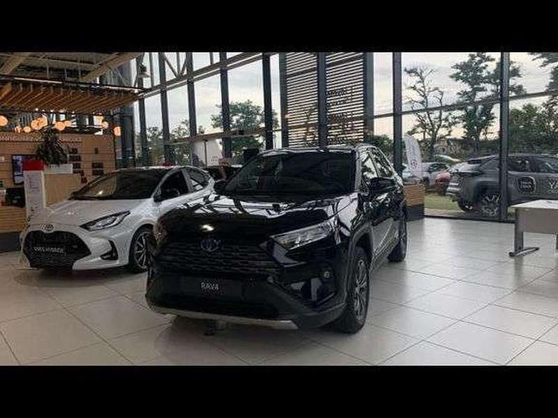 Utilisé 2024 Toyota RAV4 Hybrid SUV | 39 900 € (Prix juste) - Image 1/1